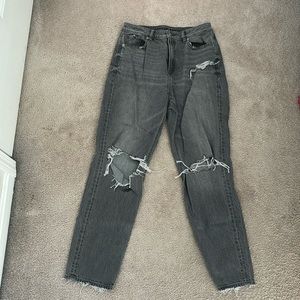 American Eagle Gray Wash Ripped Mom Jean
